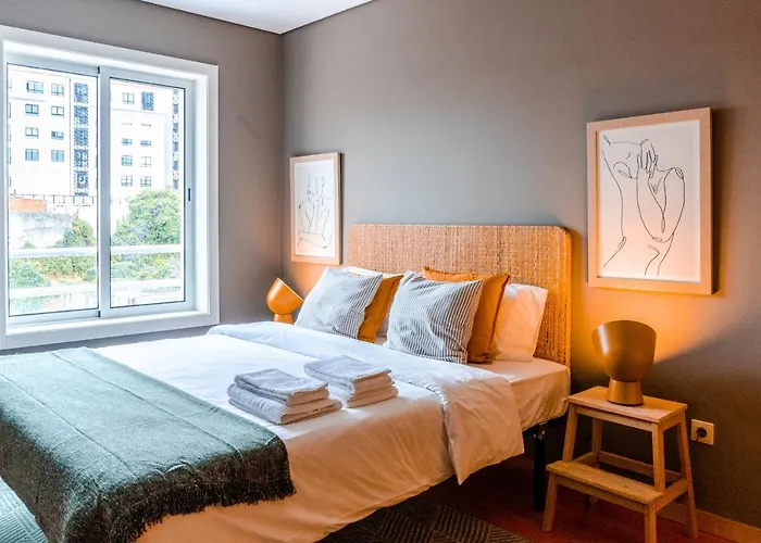 Sunny Studio In The Heart Of Lapa - 5Min Walk To Metro!