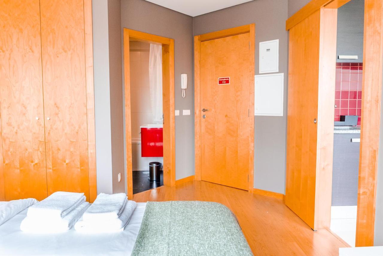 Apartment Sunny In The Heart Of Lapa - 5min Walk To Metro! Porto
