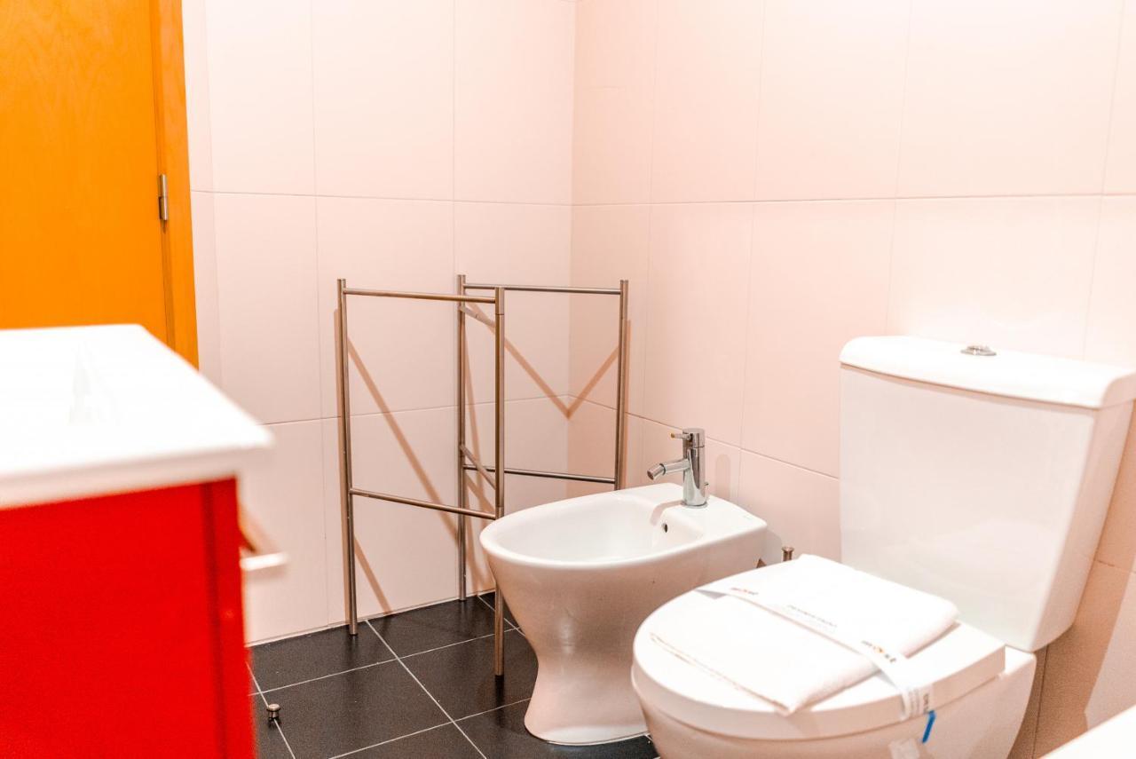 Apartment Sunny In The Heart Of Lapa - 5min Walk To Metro! *